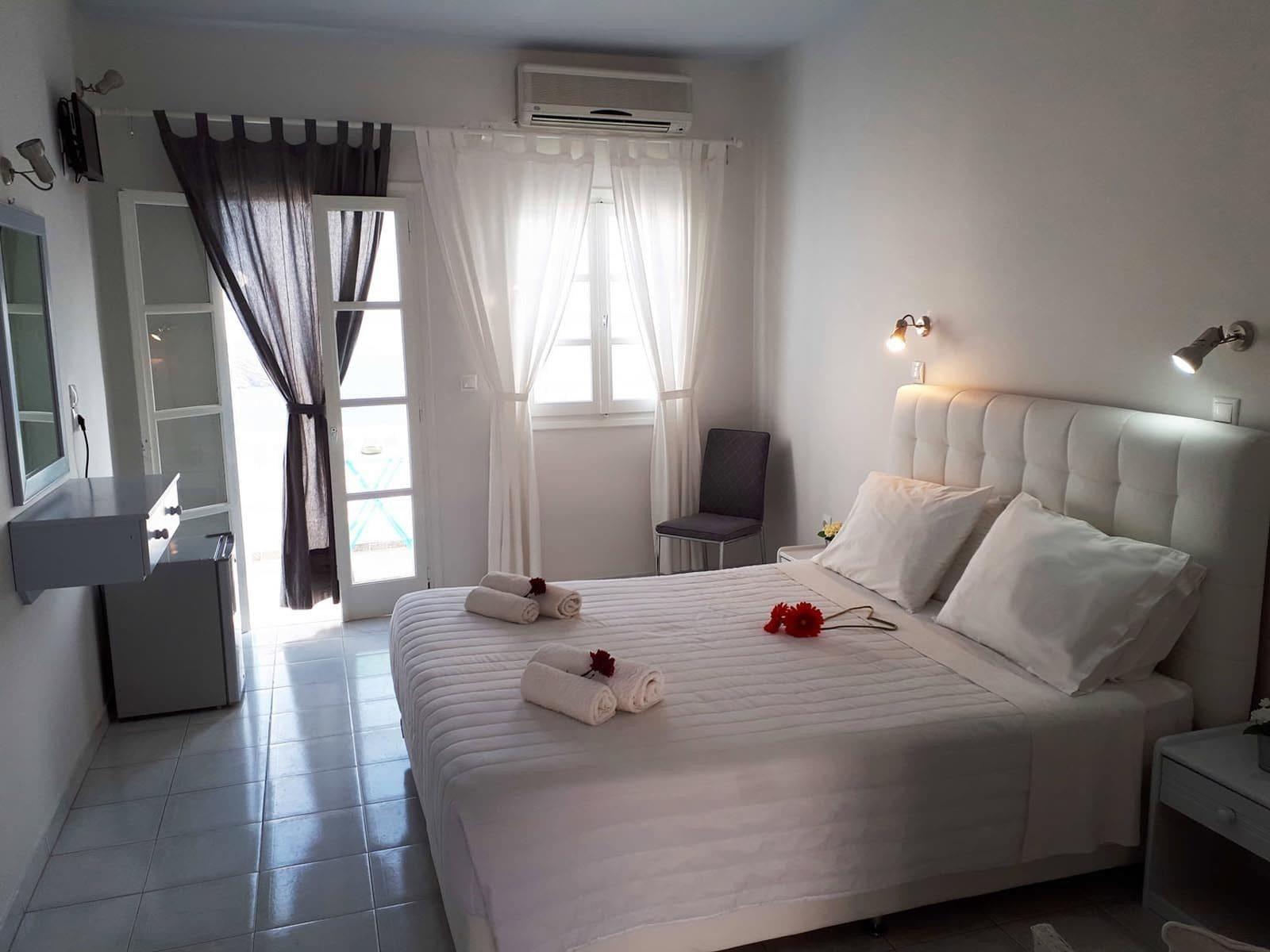 Hotel Petradi Иос Экстерьер фото