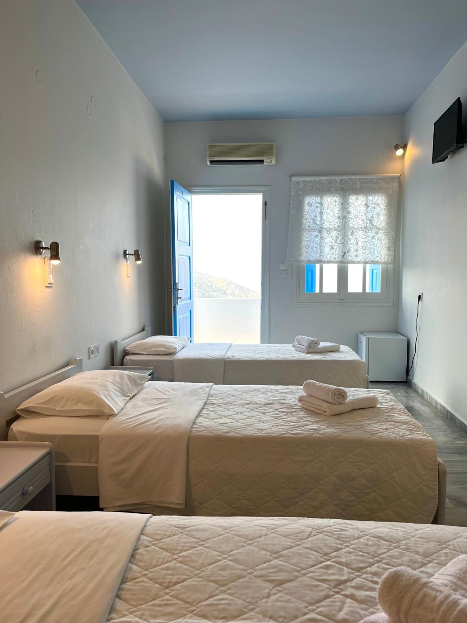Hotel Petradi Иос Экстерьер фото